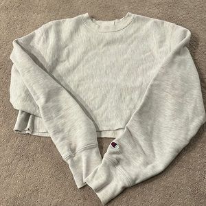 Croppped champion crew. Size small